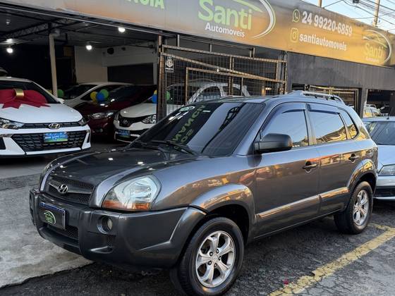 HYUNDAI TUCSON 2.0 MPFI GL 16V 142CV 2WD GASOLINA 4P MANUAL